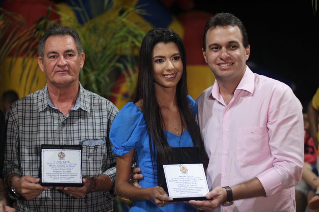 Em Triunfo: Prefeito Espedito Filho entrega Unidade de Saúde e Praça na comunidade de Barra do Juá IMG 2707 1024x683 - Em Triunfo: Prefeito Espedito Filho entrega Unidade de Saúde e Praça na comunidade de Barra do Juá