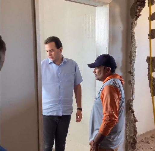Triunfo: Prefeito Espedito Filho visita obra de reforma e ampliação da Unidade de Saúde do bairro Bela Vista Screenshot 15 - Triunfo: Prefeito Espedito Filho visita obra de reforma e ampliação da Unidade de Saúde do bairro Bela Vista